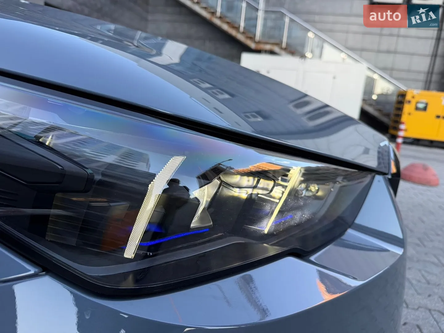 2025 BMW M5 - мініатюра 5