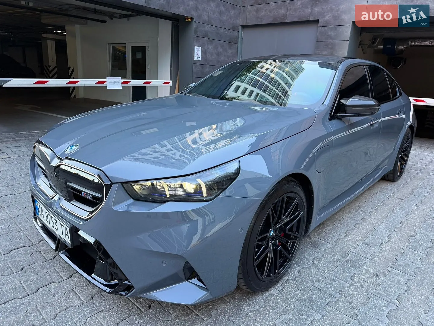 2025 BMW M5 - мініатюра 19