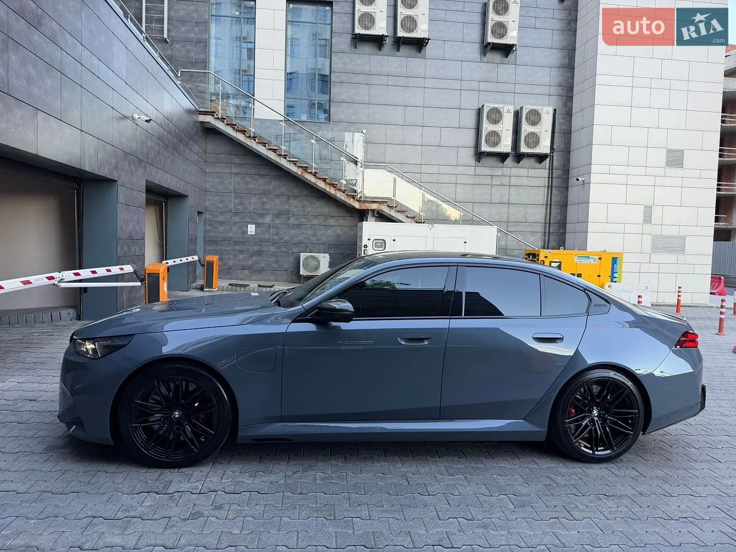 2025 BMW M5 - мініатюра 34