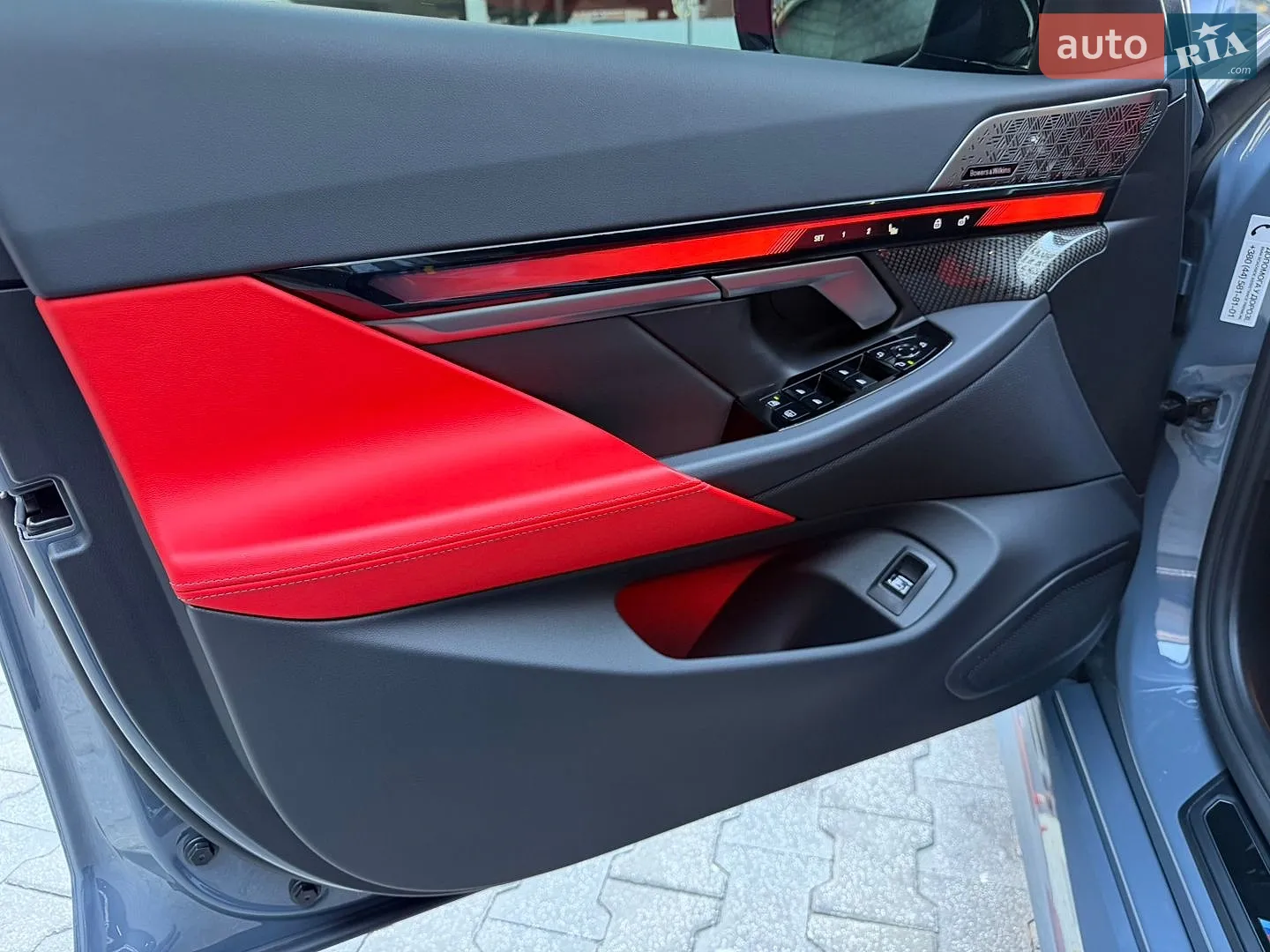 2025 BMW M5 - мініатюра 52