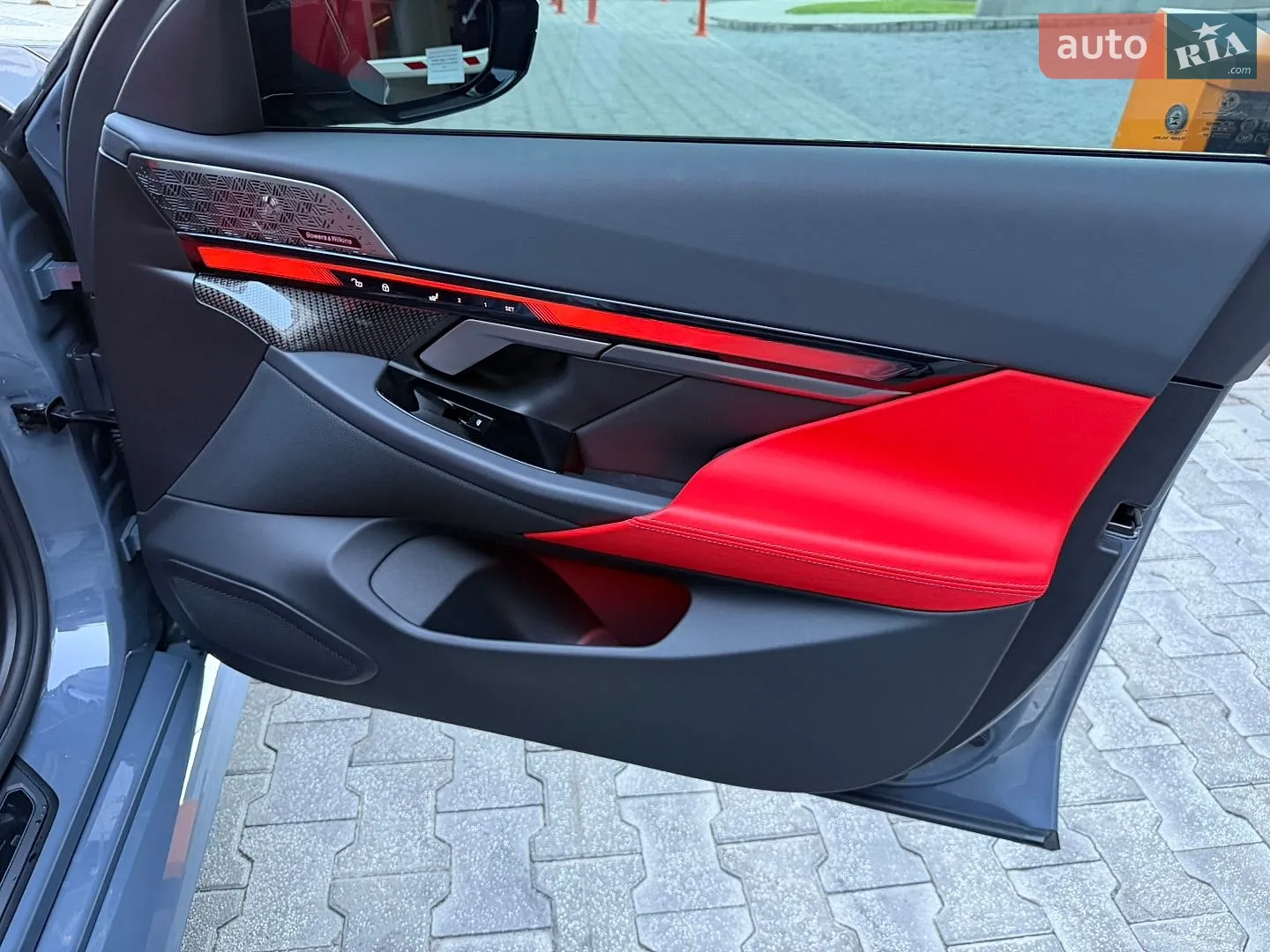 2025 BMW M5 - мініатюра 83