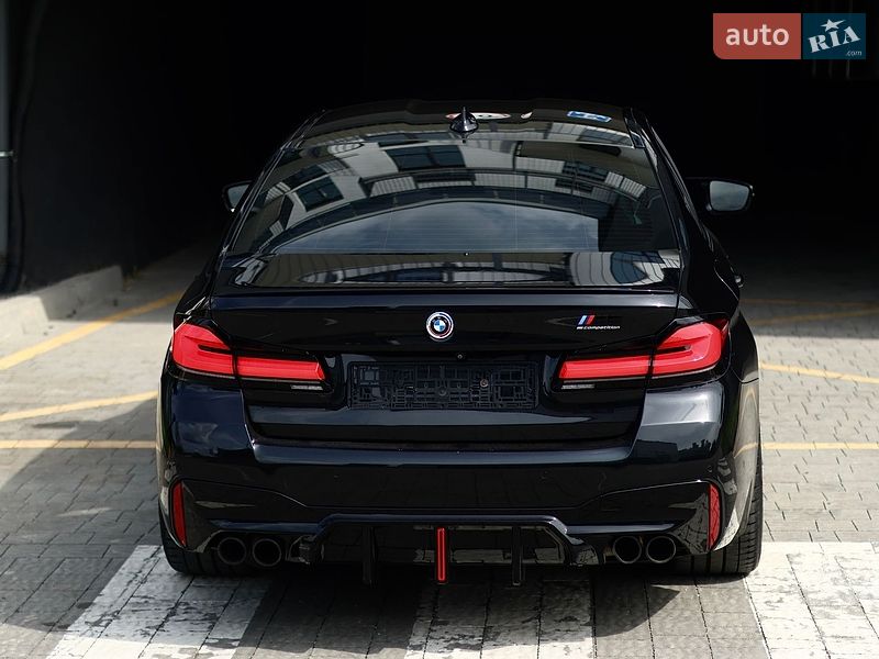 Седан BMW M5 2020 в Львове