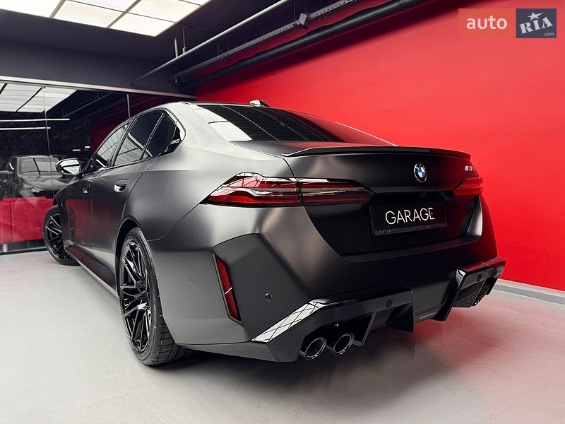 Седан BMW M5 2025 в Киеве фото 18 Седан BMW M5 2025 в Киеве