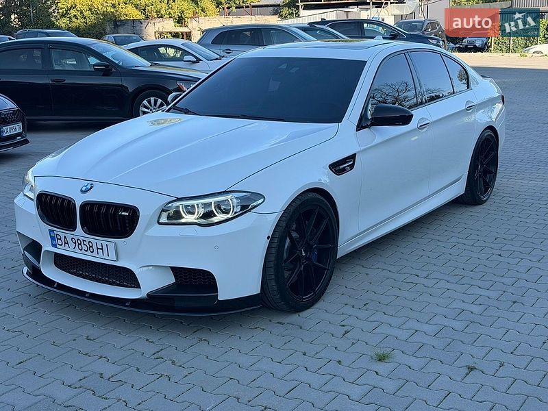 BMW M5 2013