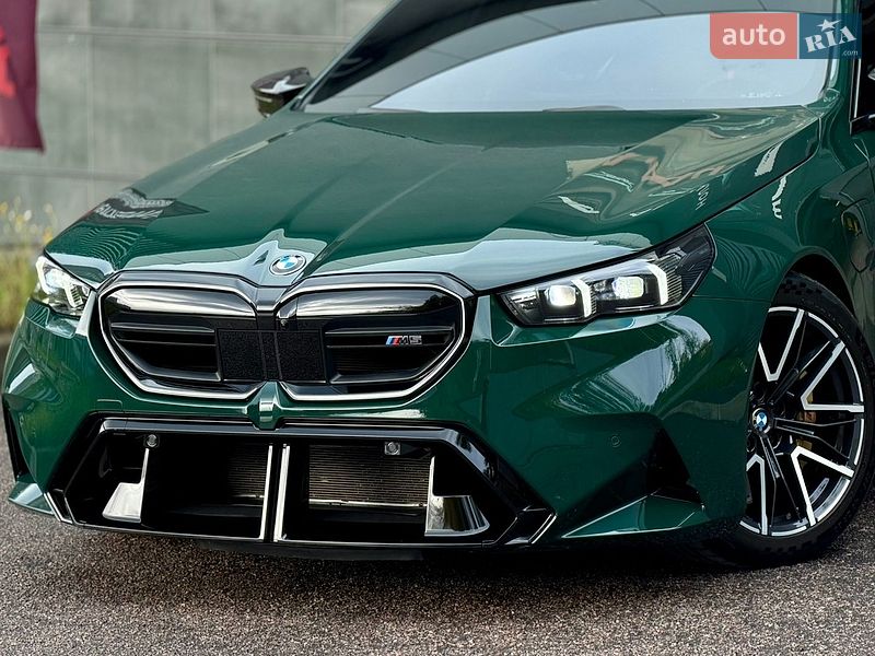 Седан BMW M5 2025 в Харькове