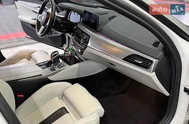 Седан BMW M5 2018 в Киеве