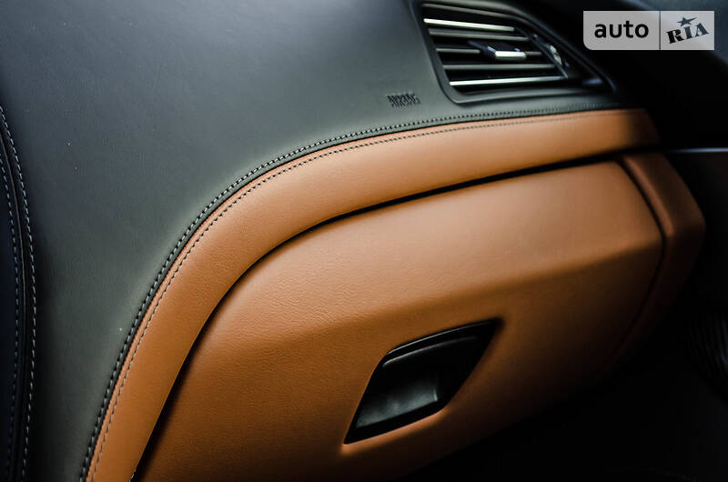 Седан BMW M6 2016 в Києві