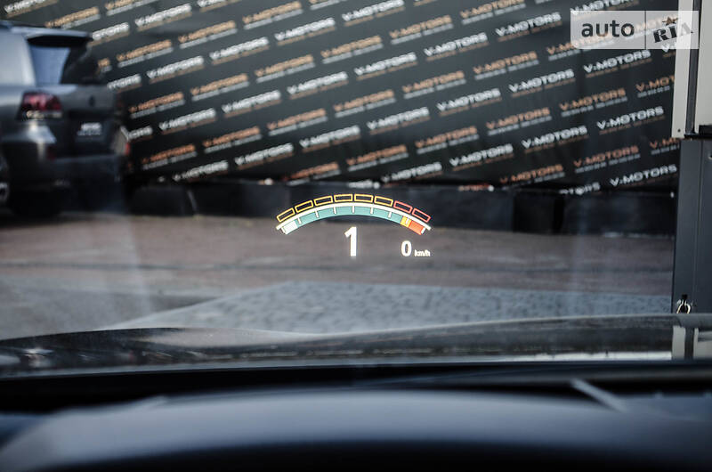 Седан BMW M6 2016 в Києві