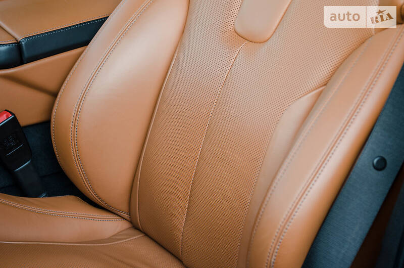 Седан BMW M6 2016 в Києві