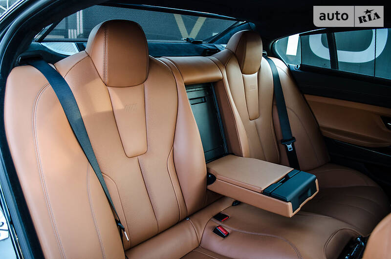 Седан BMW M6 2016 в Києві