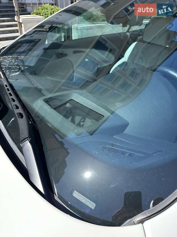 Кабриолет BMW M6 2008 в Киеве фото 18 Кабриолет BMW M6 2008 в Киеве