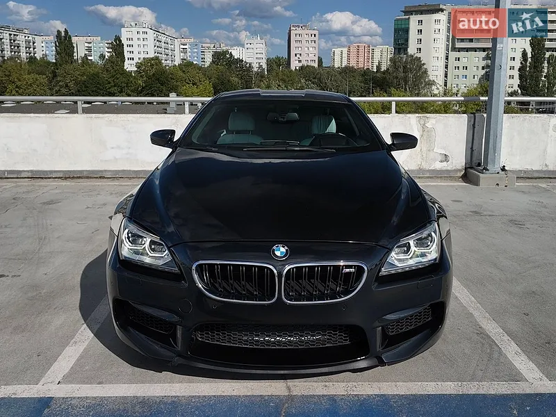 BMW M6 2012