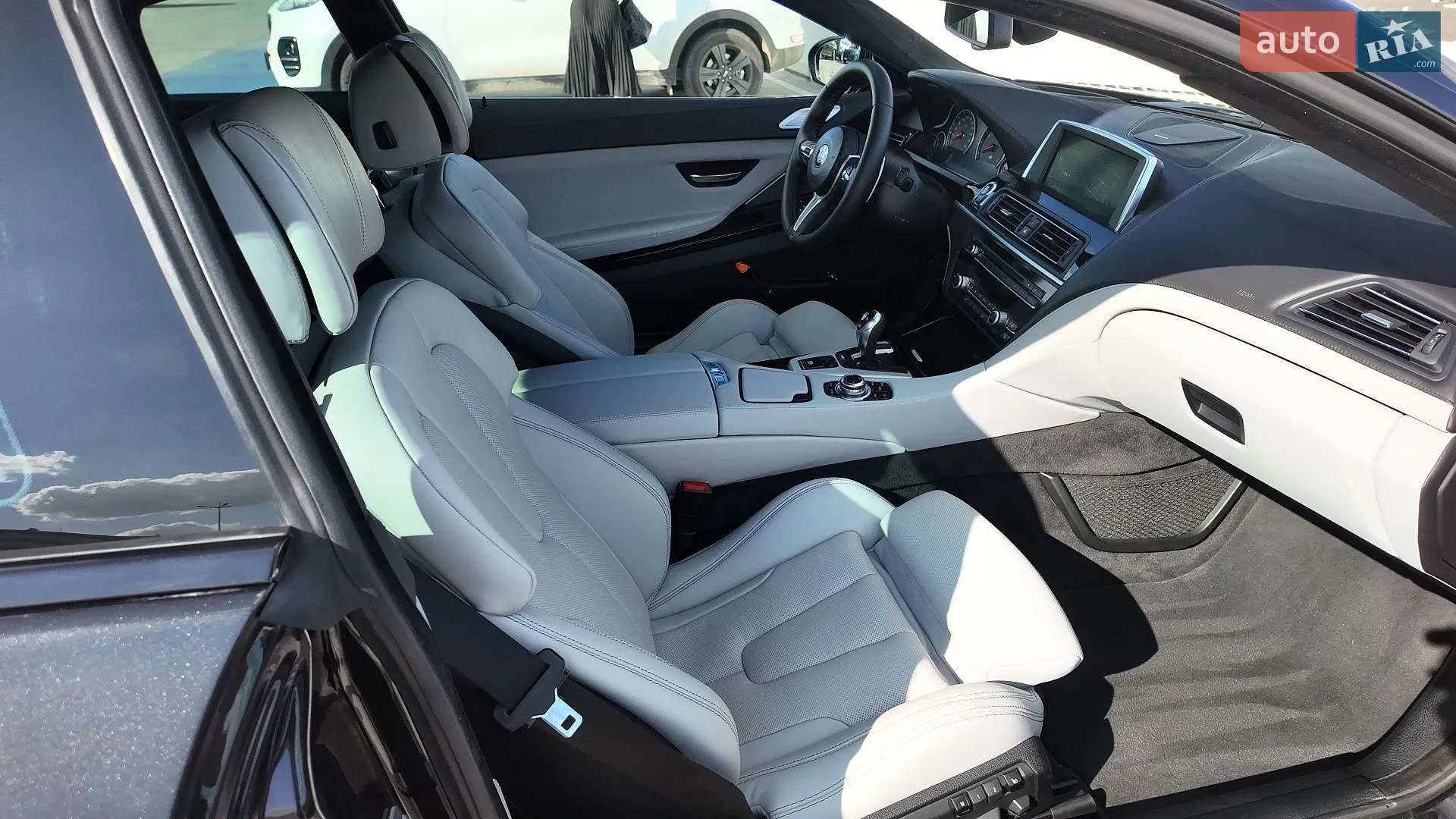 2012 BMW M6 - мініатюра 23