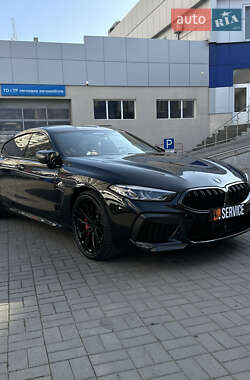 Купе BMW M8 Gran Coupe 2021 в 