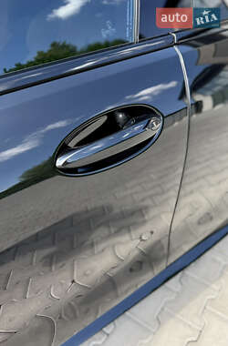 Купе BMW M8 Gran Coupe 2021 в 