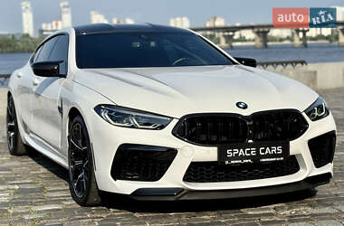 Купе BMW M8 Gran Coupe 2021 в 