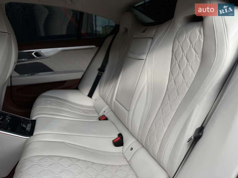 Купе BMW M8 Gran Coupe 2020 в Луцке
