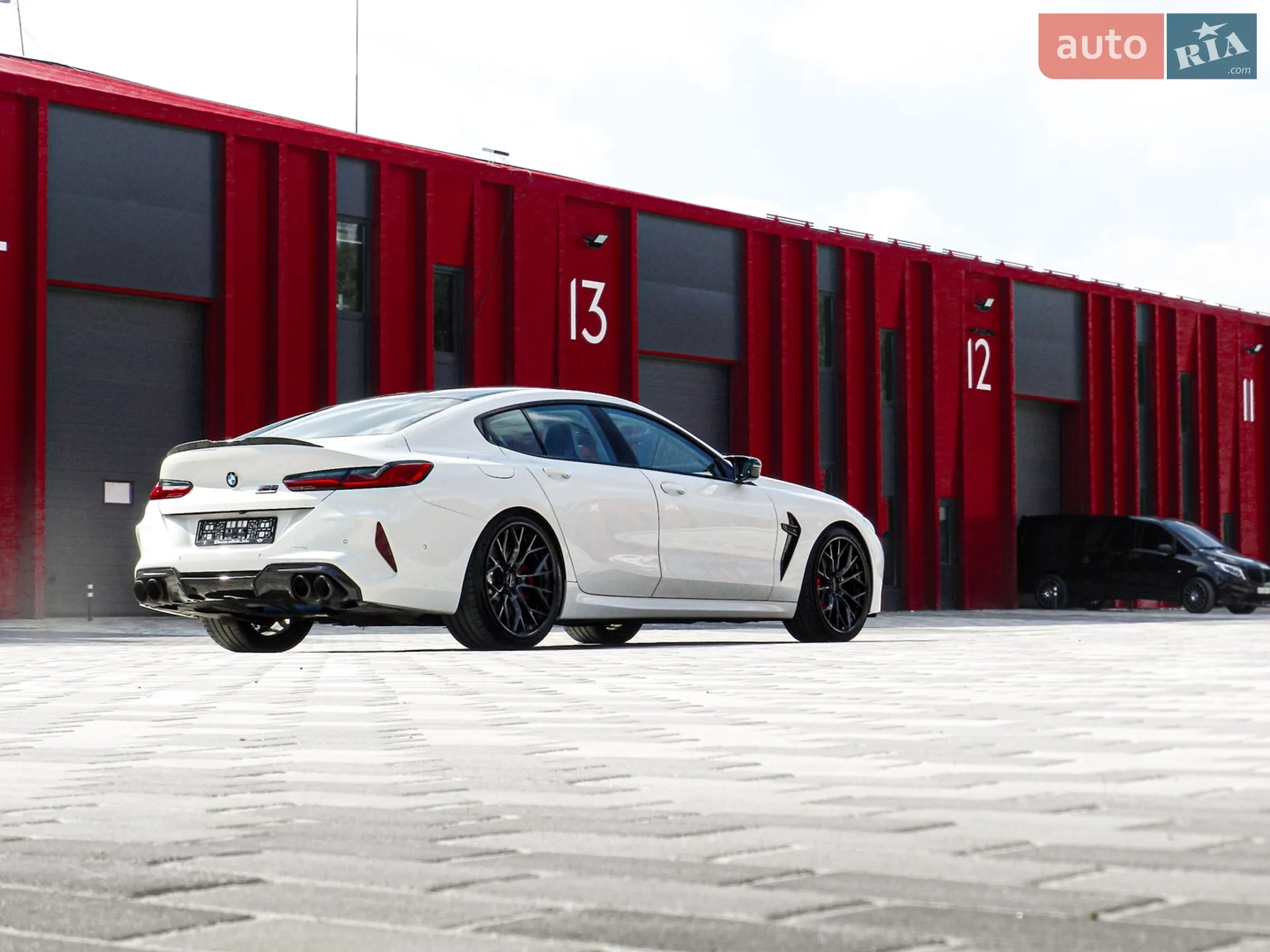2022 BMW M8 - мініатюра 8
