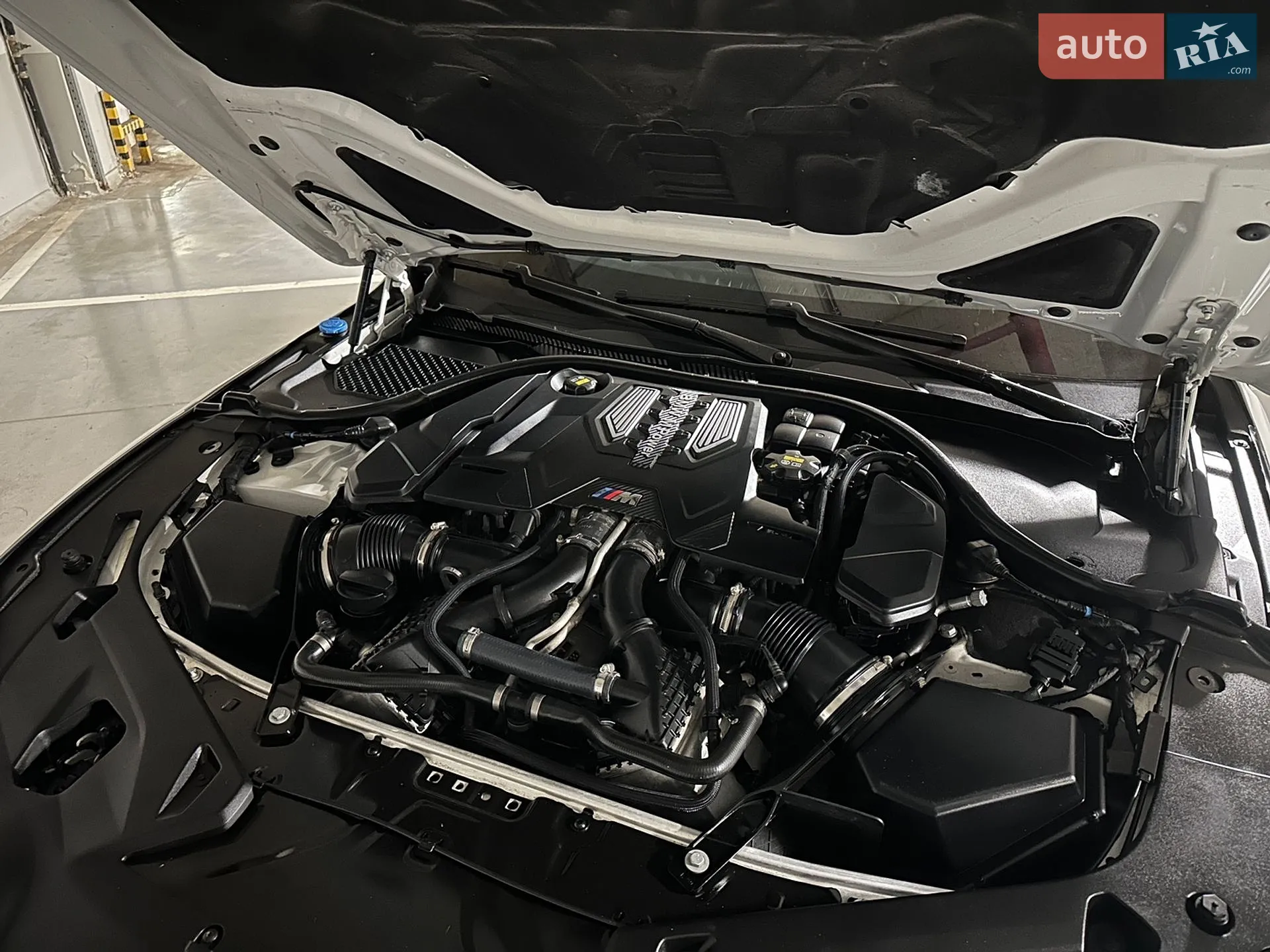 2020 BMW M8 - мініатюра 12