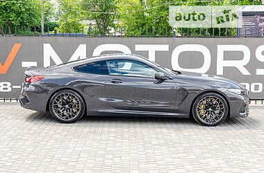 Купе BMW M8 2020 в 