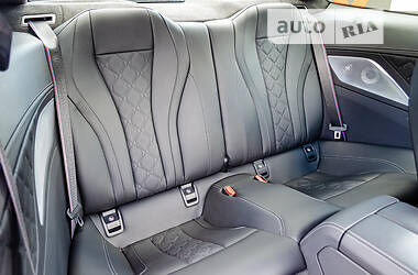 Купе BMW M8 2020 в 