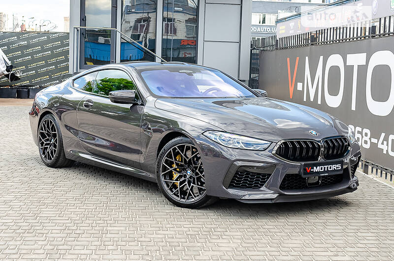 Купе BMW M8 2020 в 