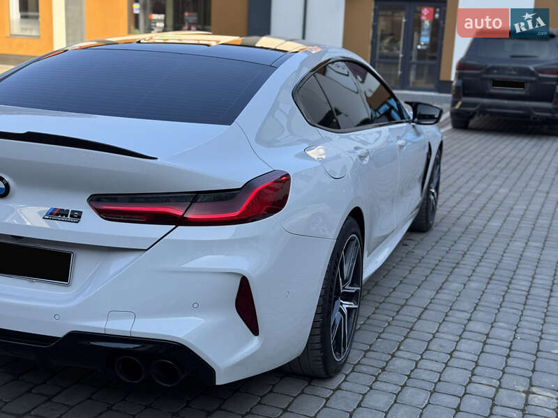 Купе BMW M8 2019 в Коломые