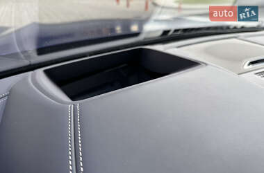 Купе BMW M8 2020 в 