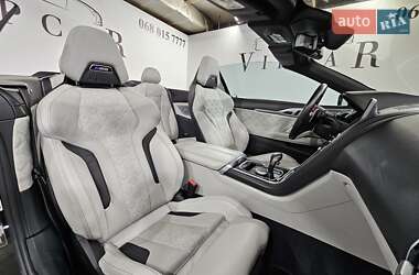 Кабриолет BMW M8 2019 в 