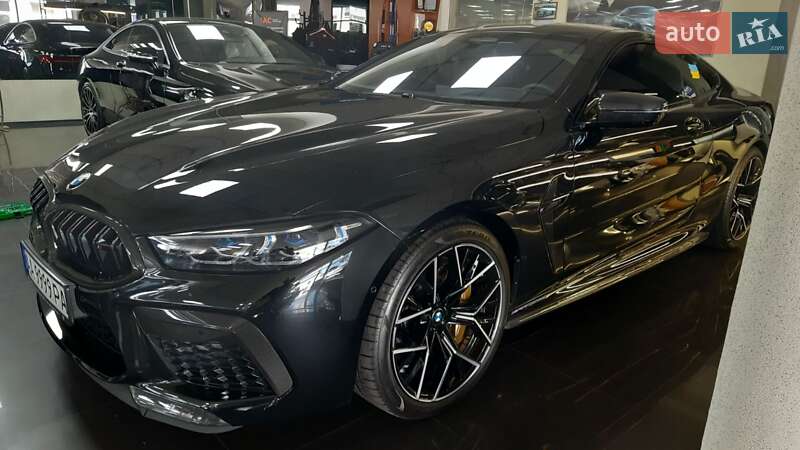Купе BMW M8 2023 в Киеве