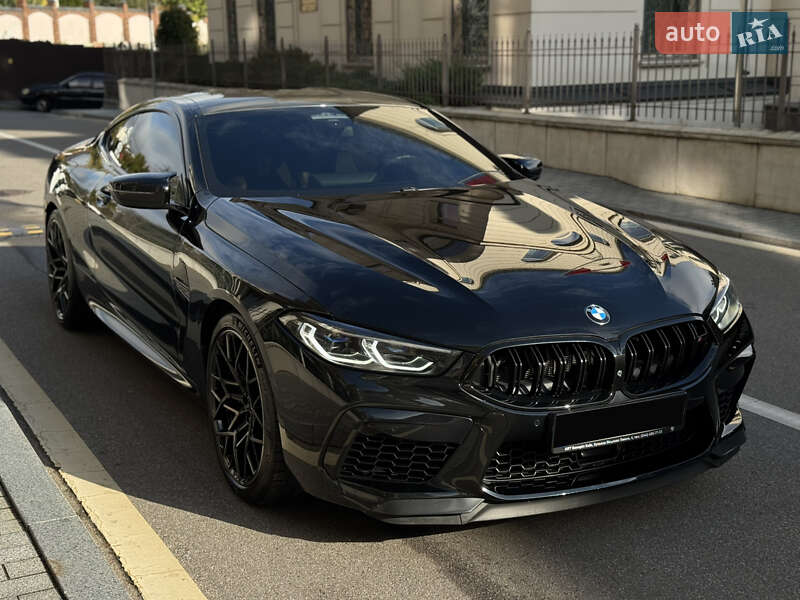 Купе BMW M8 2023 в Киеве фото 7 Купе BMW M8 2023 в Киеве