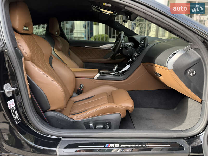 Купе BMW M8 2023 в Киеве фото 26 Купе BMW M8 2023 в Киеве