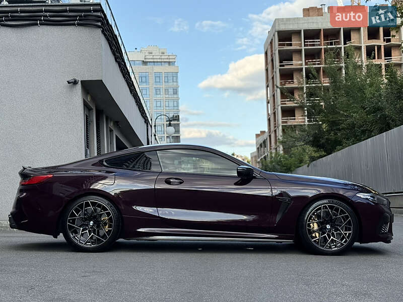 Купе BMW M8 2021 в Киеве фото 12 Купе BMW M8 2021 в Киеве