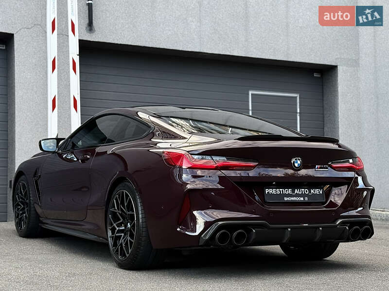 Купе BMW M8 2021 в Києві фото 23 Купе BMW M8 2021 в Києві
