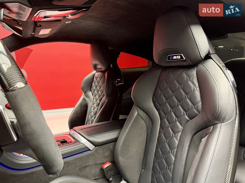 Купе BMW M8 2023 в Киеве