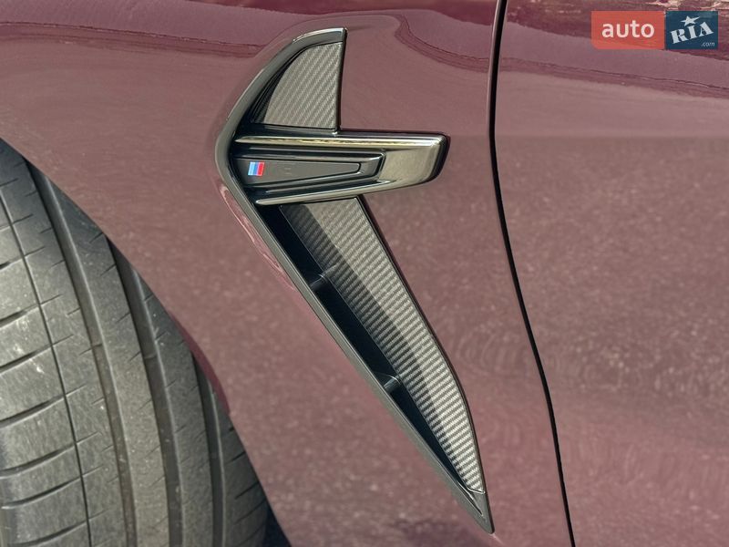 Купе BMW M8 2021 в Киеве