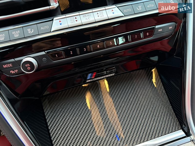 Купе BMW M8 2021 в Киеве