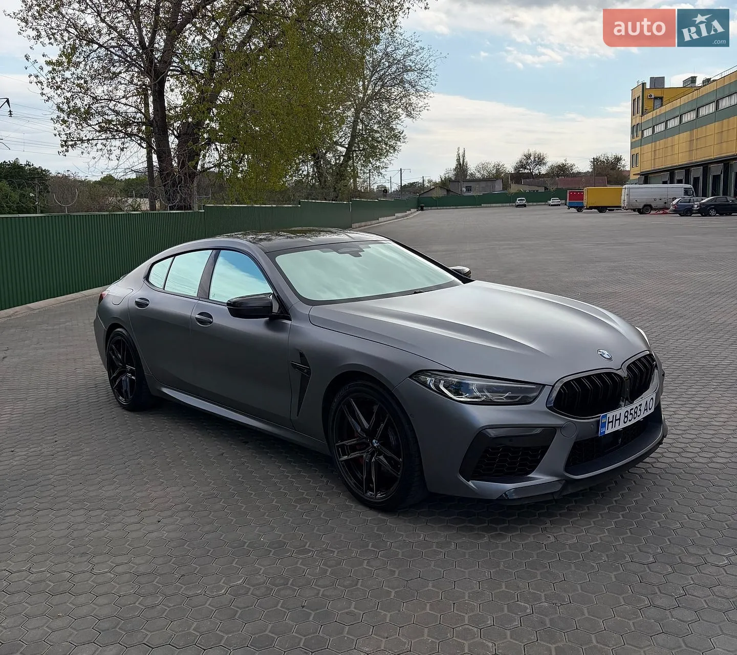 2023 BMW M8 - мініатюра 6