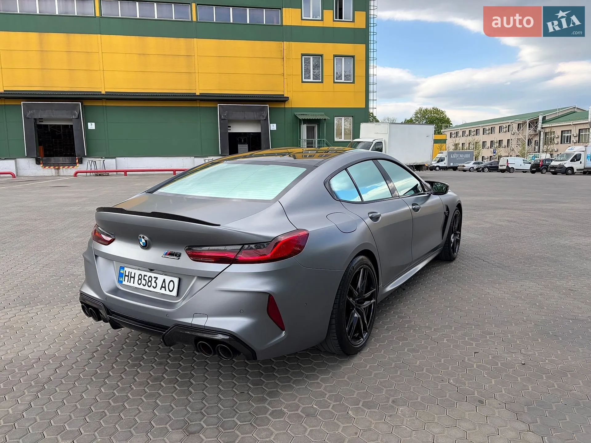 2023 BMW M8 - мініатюра 7