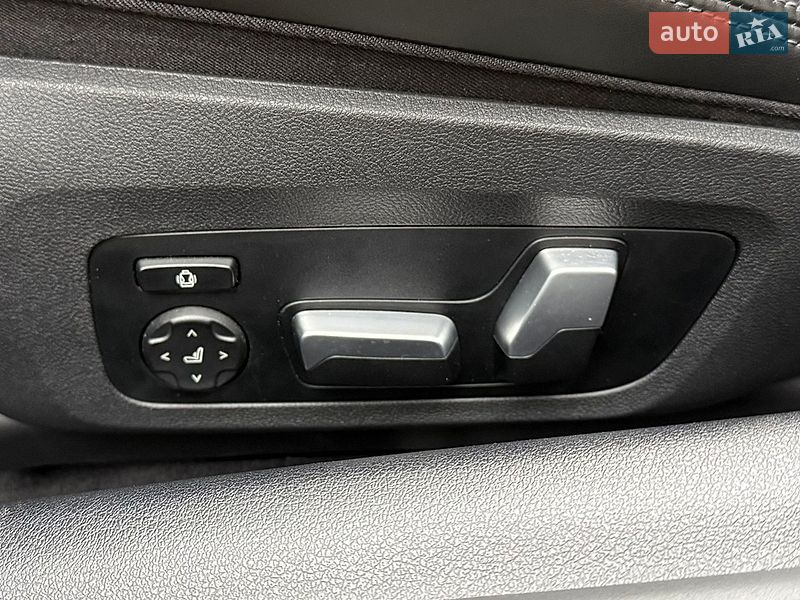 Кабриолет BMW M8 2019 в Киеве