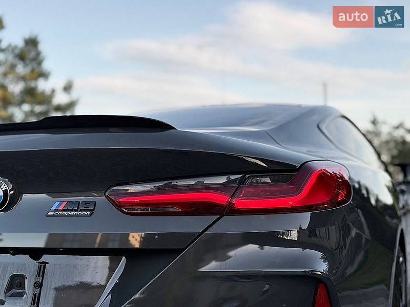 Купе BMW M8 2023 в Львове