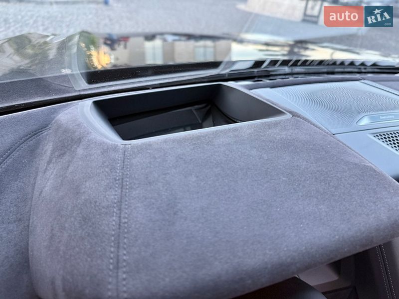 Купе BMW M8 2023 в Львове