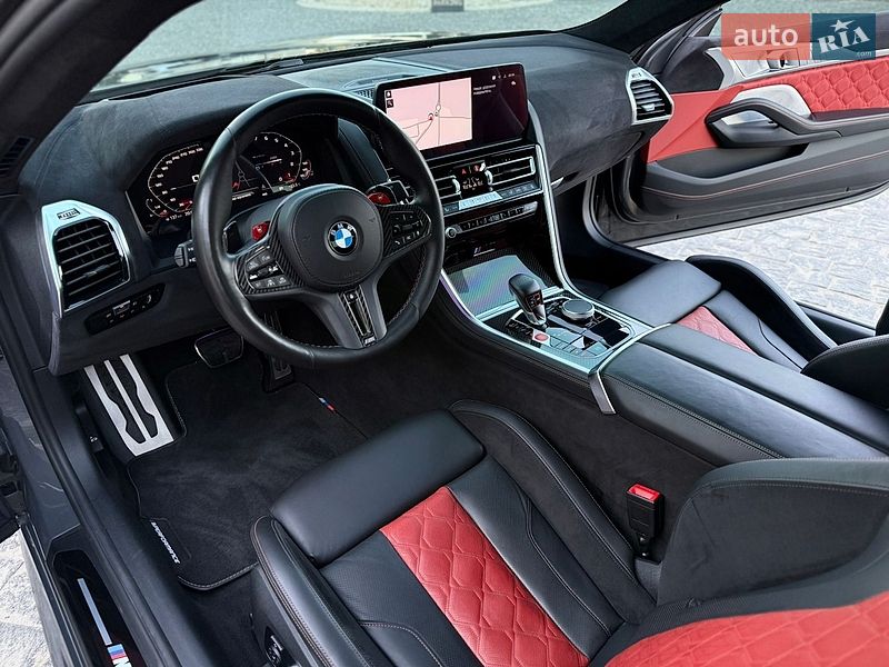 Купе BMW M8 2023 в Львове