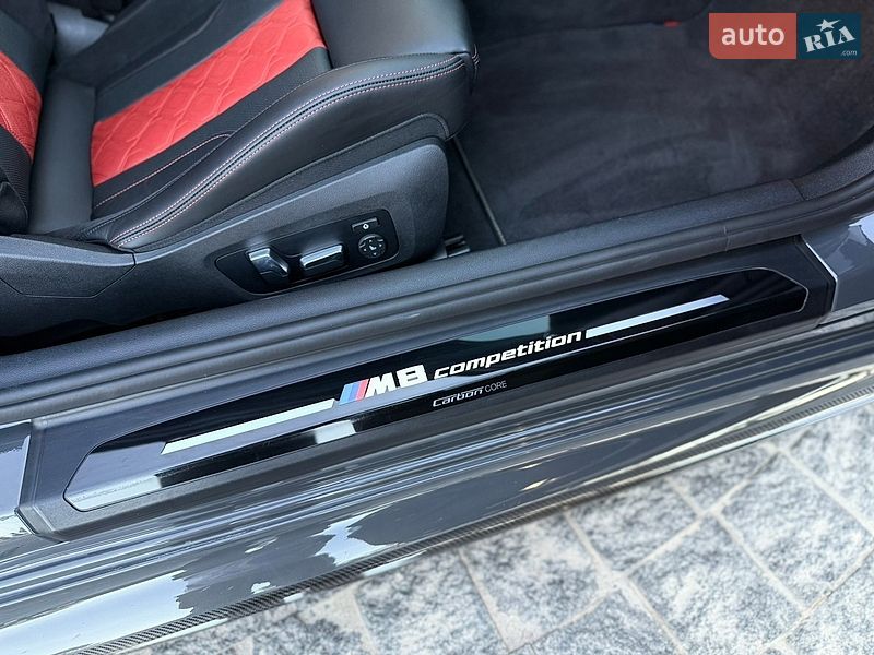 Купе BMW M8 2023 в Львове
