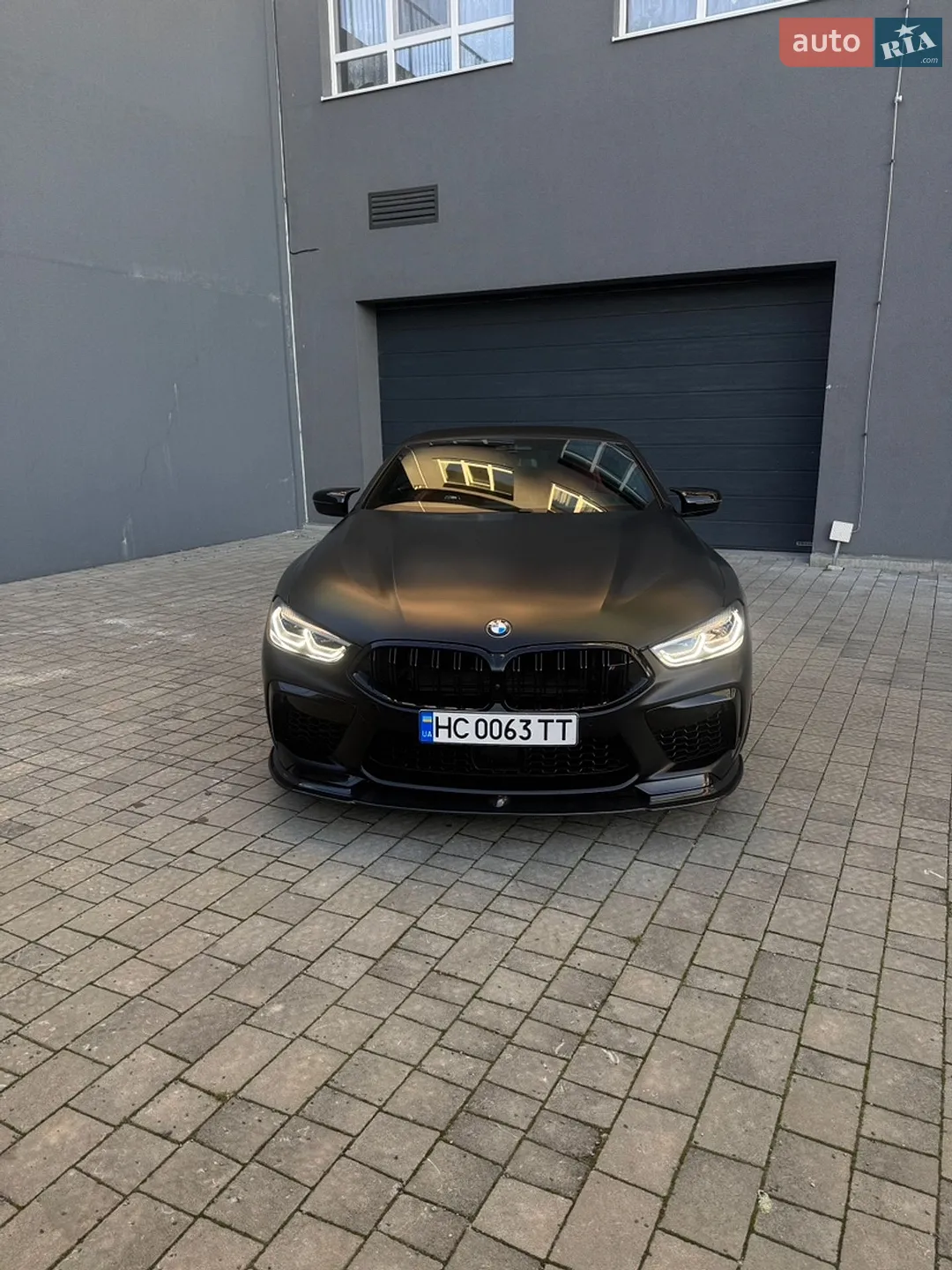 2021 BMW M8 - мініатюра 3