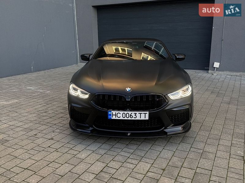 Кабріолет BMW M8 2021 в Львові