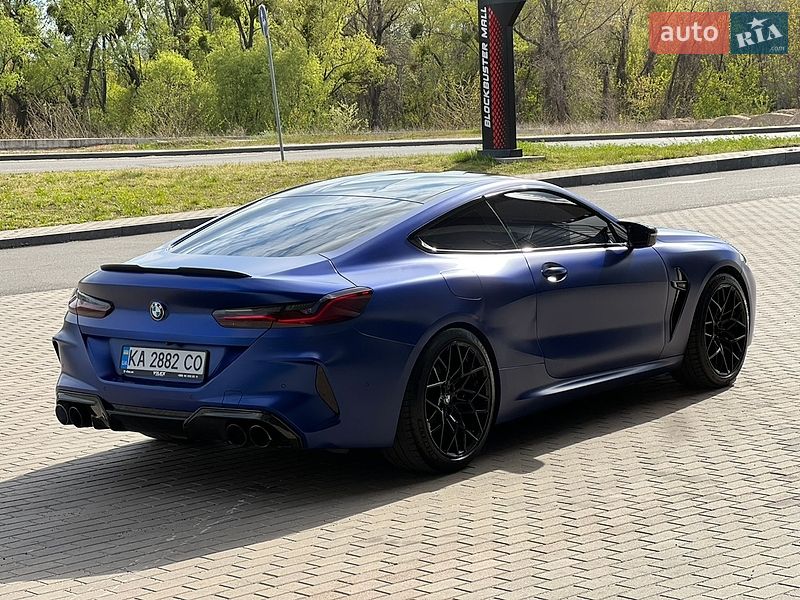 Купе BMW M8 2019 в Києві фото 14 Купе BMW M8 2019 в Києві