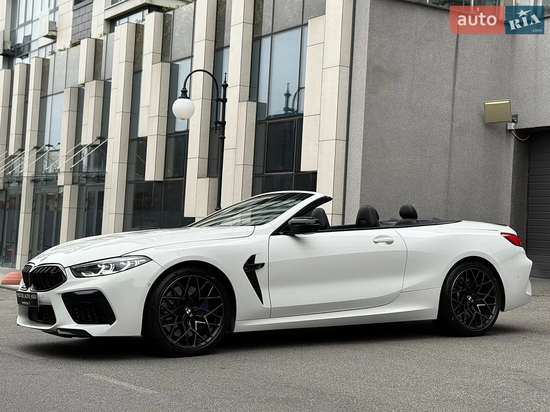 2019 BMW M8 - мініатюра 17