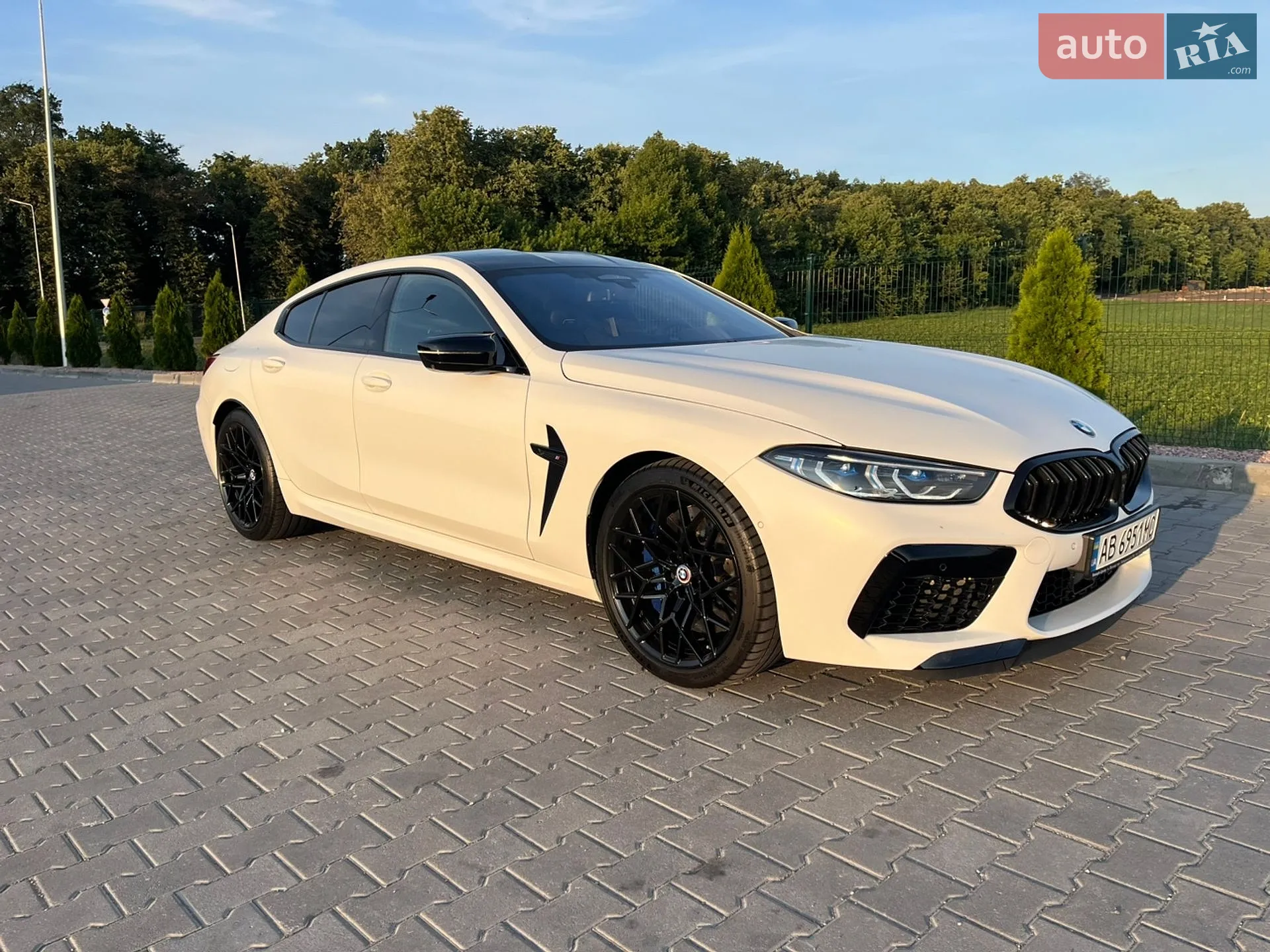 2024 BMW M8 - мініатюра 4
