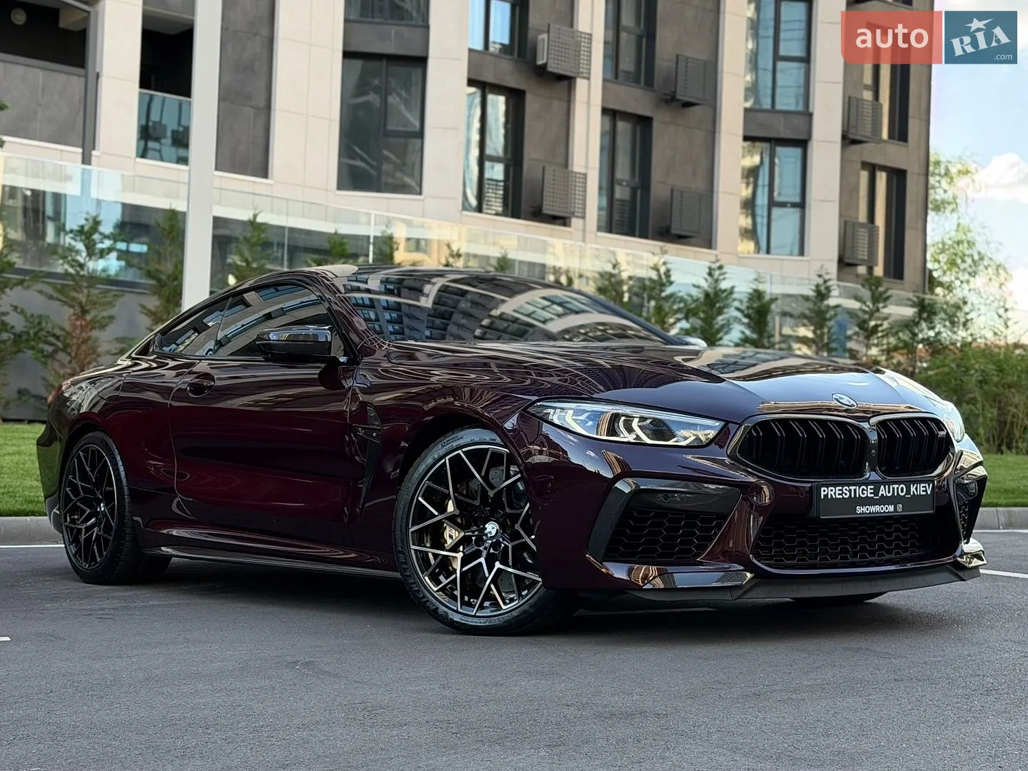 2021 BMW M8 - мініатюра 5